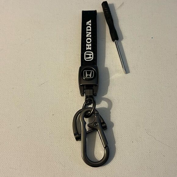 Honda Logo Key Fob Keychain in Black Leather NWT - Picture 3 of 4